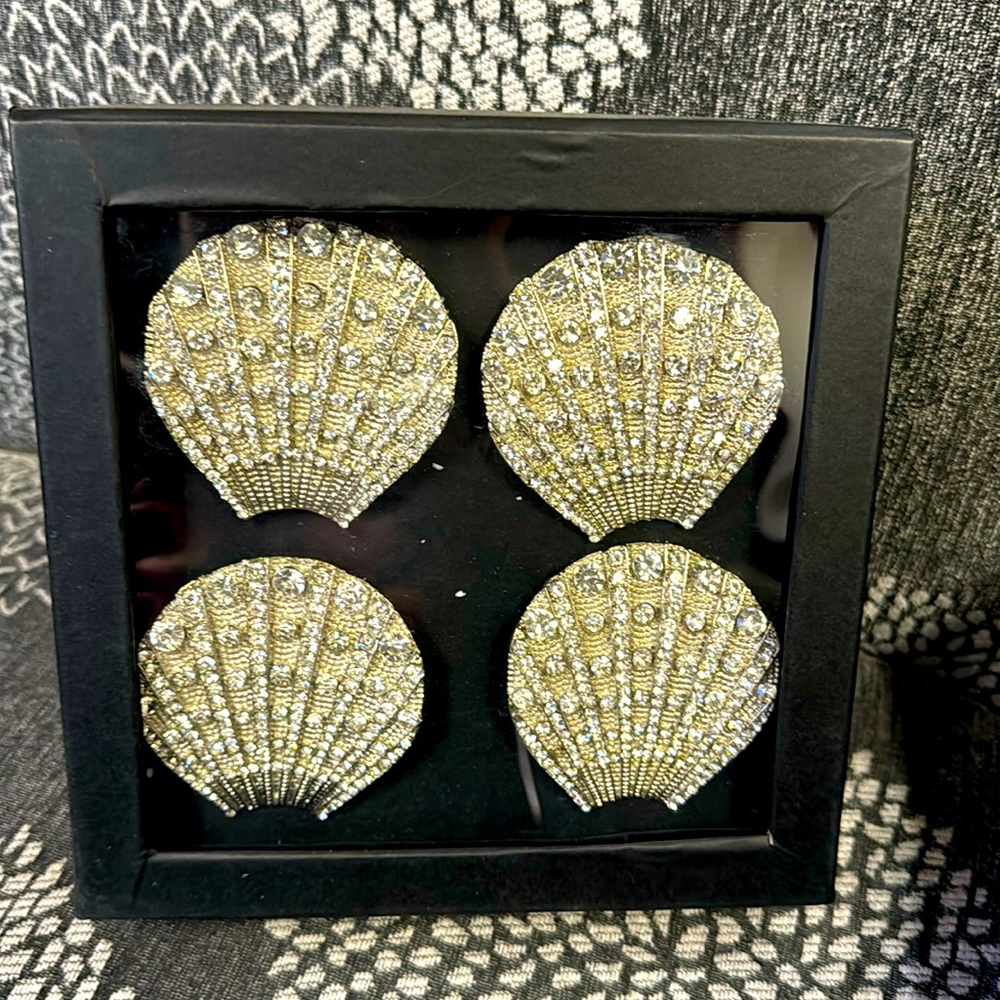 NWT Tahiri Napkin Rings